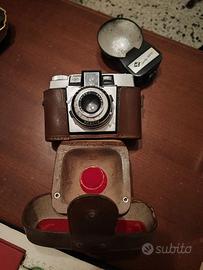 Macchina fotografica analogica vintage Agfa Achrom