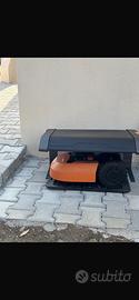 Robot tagliaerba