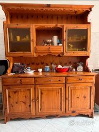 Mobile in legno