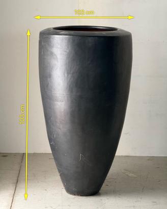 Grande vaso in cotto nero