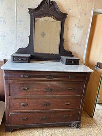 Mobile antico mobiletto letto ferro battuto