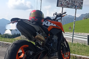 KTM Duke 790