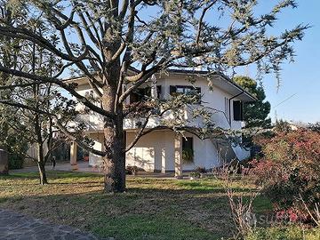 Villa bifamiliare Rivolta d'Adda [RIV 206VRG]