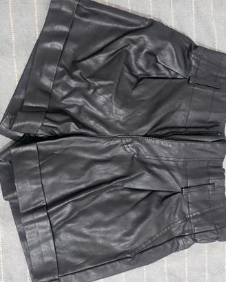Shorts in ecopelle neri - Taglia 42