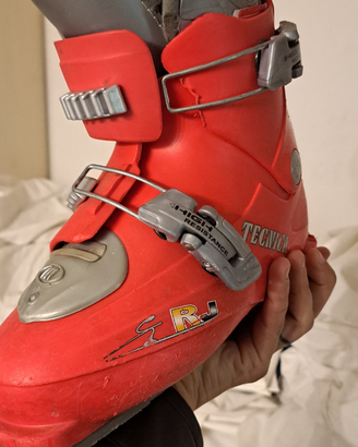 Scarponi da sci tecnica rossi numero 24