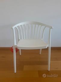 Sedia da pranzo con braccioli in polipropilene