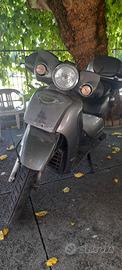 Scarabeo 250