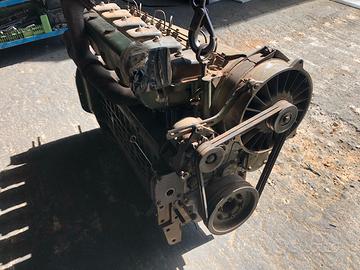 Motore VM 6 cilindri per trattore Pompa acqua