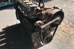 Motore VM 6 cilindri per trattore Pompa acqua