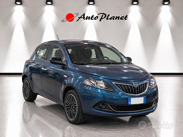 Lancia Ypsilon 1.0 FireFly 5 porte S&S Hybrid Silv