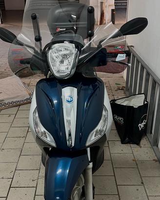 Piaggio Medley 150