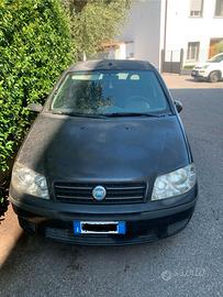 Auto fiat Punto