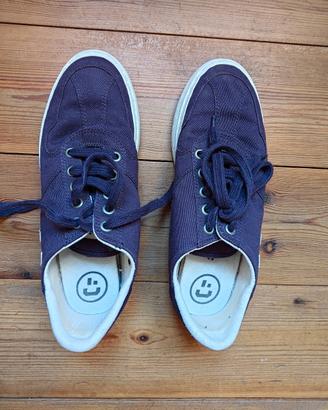 Scarpe da ginnastica basse tipo Converse n.40