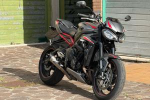 Triumph - Street Triple 765 R - 2021