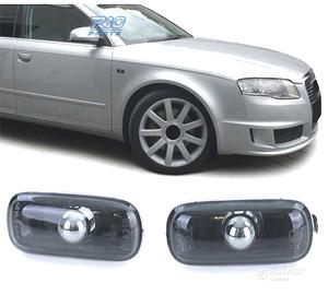 FRECCIE LATERALI PER AUDI A4 00-04 VETRO CHIARO NE