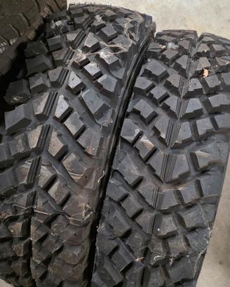 Malatesta Kobra 215/80R16 104S