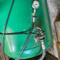 Compressore per raccolta olive