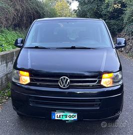 Volkswagen Caravelle  VW T5