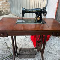 Macchina da cucire Singer anni 30