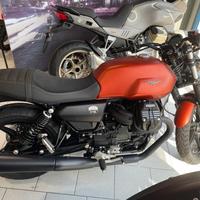 Moto Guzzi V7 IV