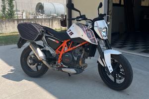 KTM 690 Duke