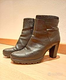 Stivaletti in pelle comodi e caldi