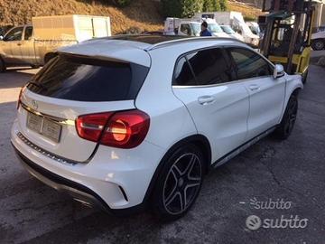Ricambi Mercedes GLA 220 CDI 4MATIC 2014