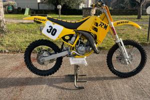 Suzuki rm 125