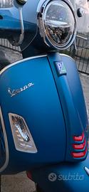 VESPA 300 GTS SUPER SPORT