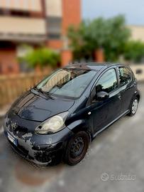 toyota aygo 2011 1.0 68 CV