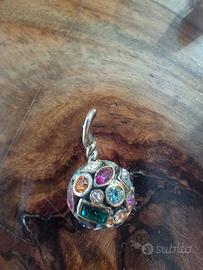Ciondolo vintage con pietre colorate