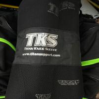 Ginocchiere titan taglia S