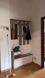 Mobile ingresso com scarpiera e attaccapanni
