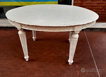 antico grande tavolo in legno 