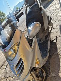 scooter grand dink 250