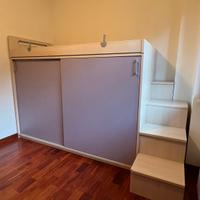 cameretta da letto con armadio