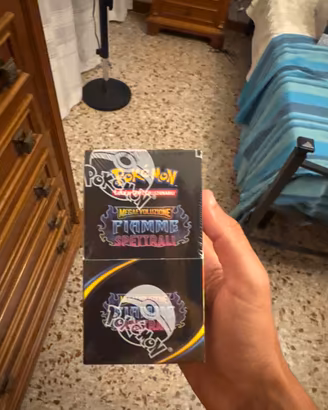 Pokemon box 18 buste ita fiamme spettrali
