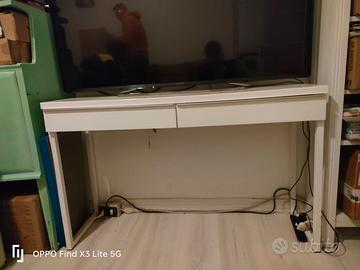 SCRIVANIA BIANCA IKEA BESTÅ BURS  con 2 cassetti