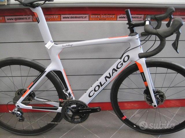 Colnago store concept 52s