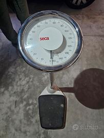 Bilancia medica a colonna Seca originale 150 kg