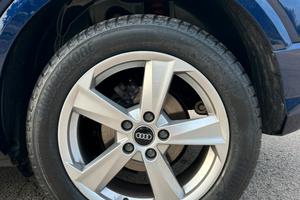 Cerchi in lega Audi Q2 raggio 17 + 4 gomme