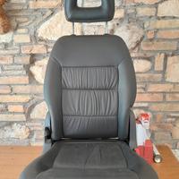 sedili posteriori van