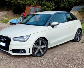 AUDI A1 1.4 TFSI 122 CV S-Line -DA RIPARARE-