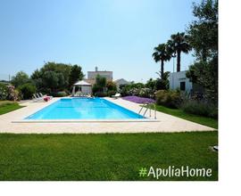 Tenuta Pompea con piscina e spazio esterno