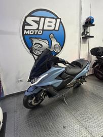 Kymco AK 550