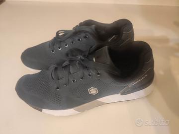 scarpe da ginnastica n. 41