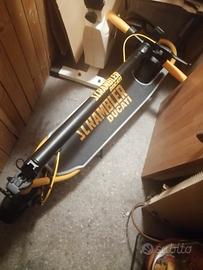 scuter Ducati City Cross e