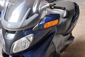 Suzuki Burgman 650