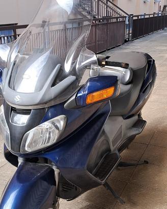 Suzuki Burgman 650