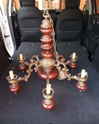 Lampadario anche per creazioni artistiche